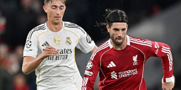 利物浦1-0皇马，姆维贝无功而返，西甲霸主连胜告终